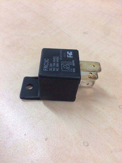 Kärcher Relay 24V - Relais für Reinigungsmaschine: das Bild 1 Kärcher Relay 24V - Relais für Reinigungsmaschine: das Bild 1