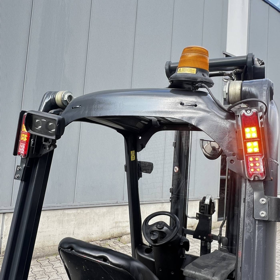 Linde E16C (386) - Elektrostapler: das Bild 5 Linde E16C (386) - Elektrostapler: das Bild 5