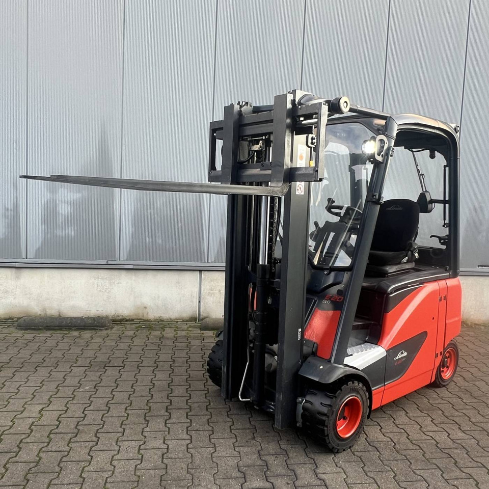 Linde E20PH-02 (386) EVO - Elektrostapler: das Bild 2 Linde E20PH-02 (386) EVO - Elektrostapler: das Bild 2