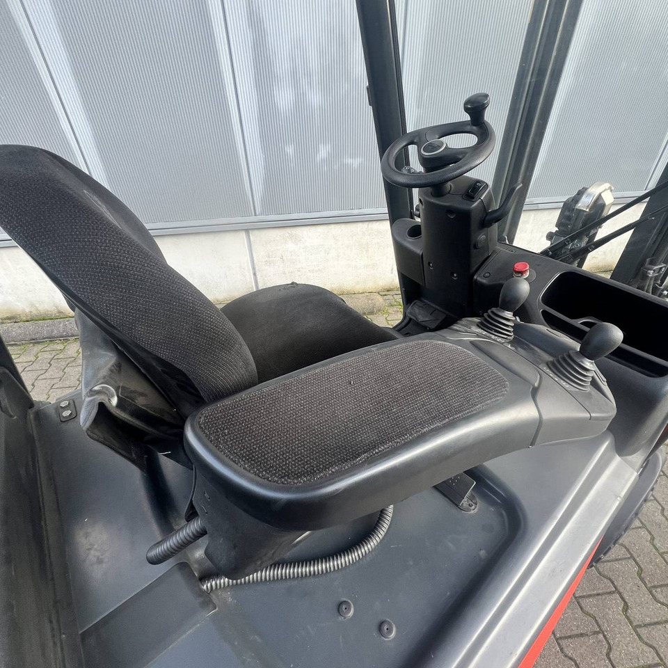 Linde E20PH-02 (386) EVO - Elektrostapler: das Bild 5 Linde E20PH-02 (386) EVO - Elektrostapler: das Bild 5
