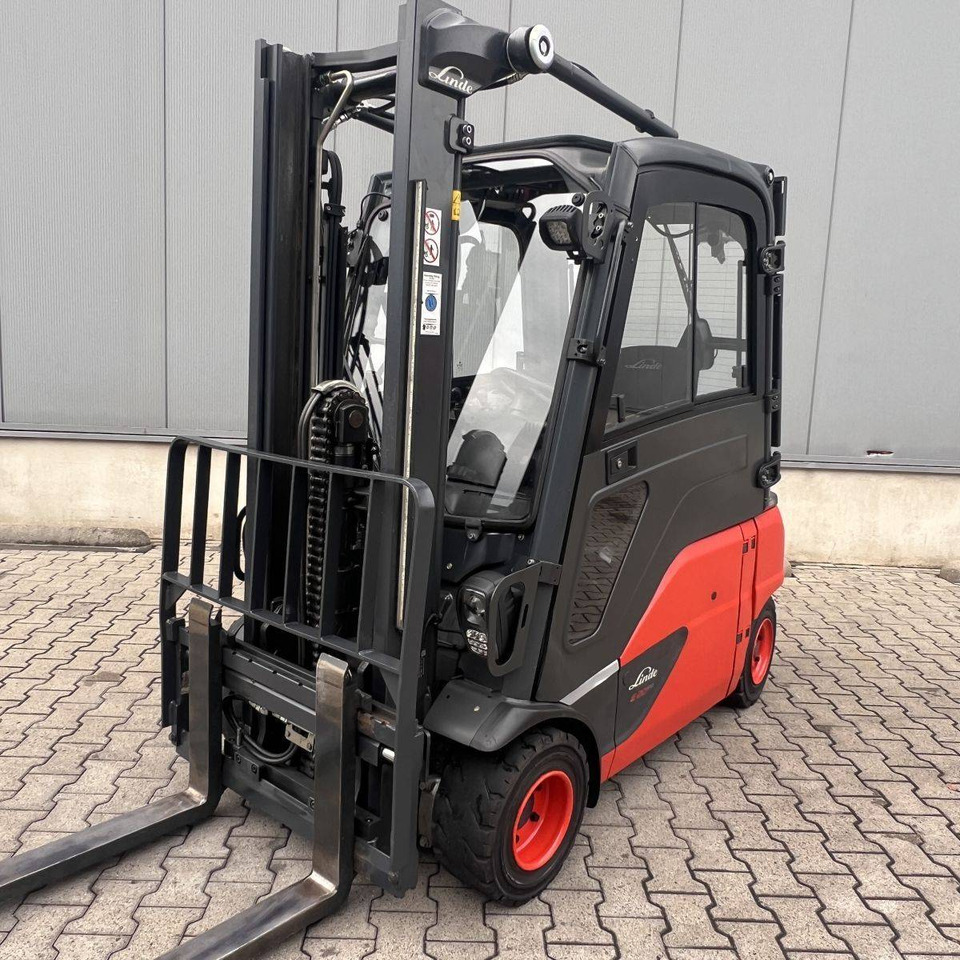 Linde E20PL (386-02) EVO - Elektrostapler: das Bild 1 Linde E20PL (386-02) EVO - Elektrostapler: das Bild 1