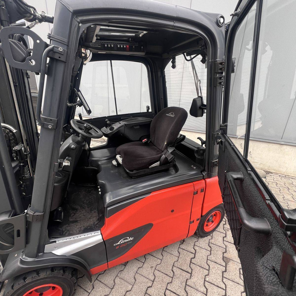 Linde E20PL (386-02) EVO - Elektrostapler: das Bild 3 Linde E20PL (386-02) EVO - Elektrostapler: das Bild 3