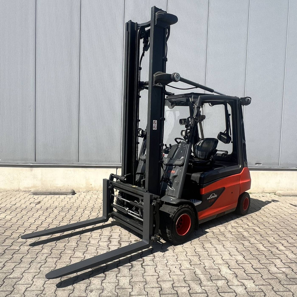 Linde E35L (387) - Elektrostapler: das Bild 1 Linde E35L (387) - Elektrostapler: das Bild 1