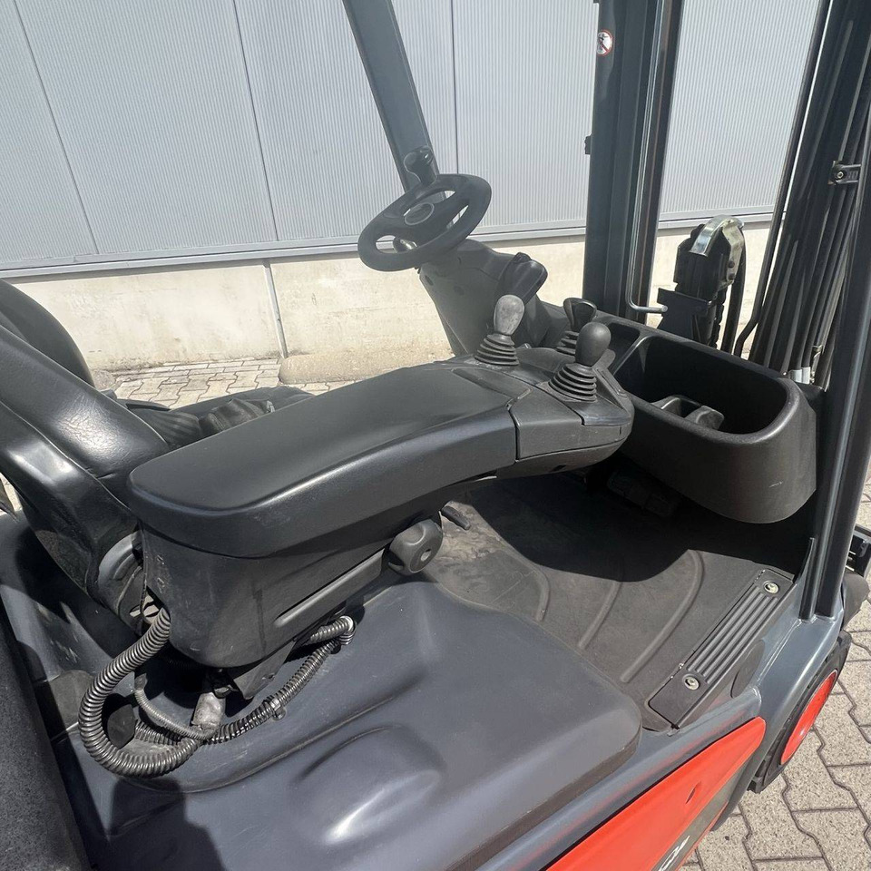 Linde H18T (391-02) EVO - Treibgasstapler: das Bild 3 Linde H18T (391-02) EVO - Treibgasstapler: das Bild 3
