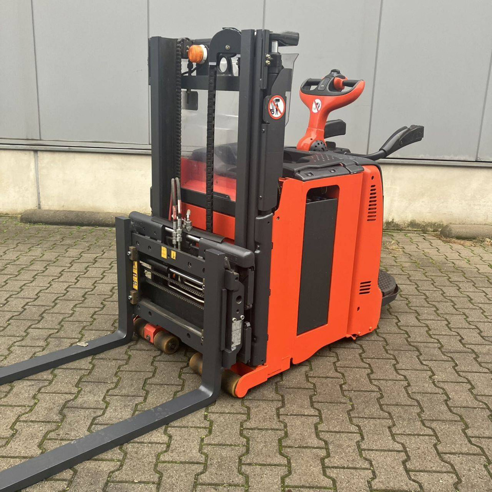 Linde L06AC-AP (1170) - Hochhubwagen: das Bild 2 Linde L06AC-AP (1170) - Hochhubwagen: das Bild 2