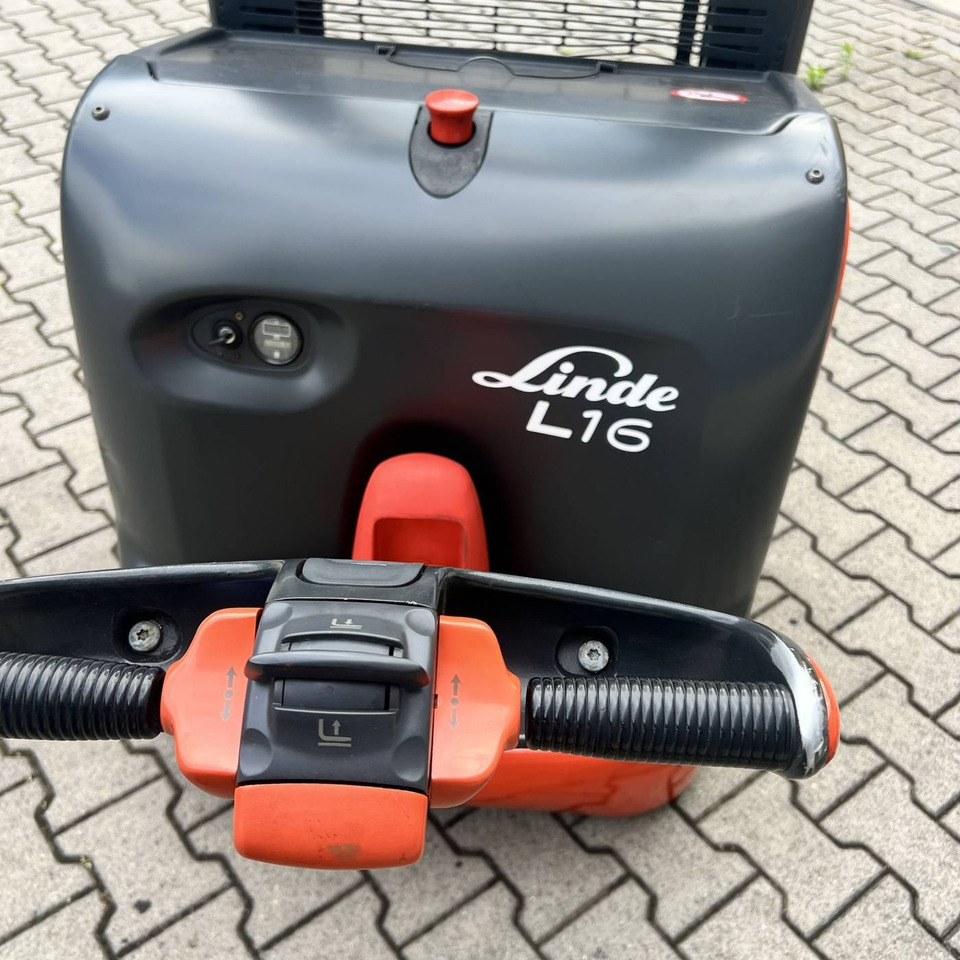 Linde L16 (372) - Hochhubwagen: das Bild 5 Linde L16 (372) - Hochhubwagen: das Bild 5