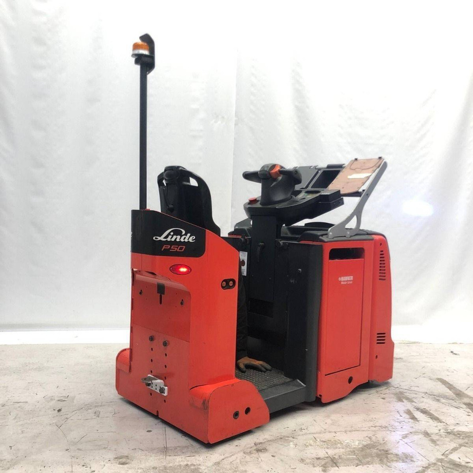 Linde P50C (1190) - Schleppfahrzeug: das Bild 3 Linde P50C (1190) - Schleppfahrzeug: das Bild 3