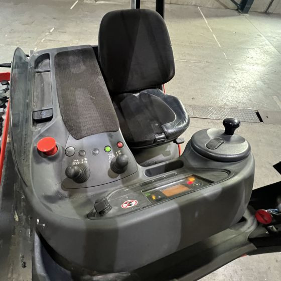 Linde R16 (1120) - Schubmaststapler: das Bild 5 Linde R16 (1120) - Schubmaststapler: das Bild 5