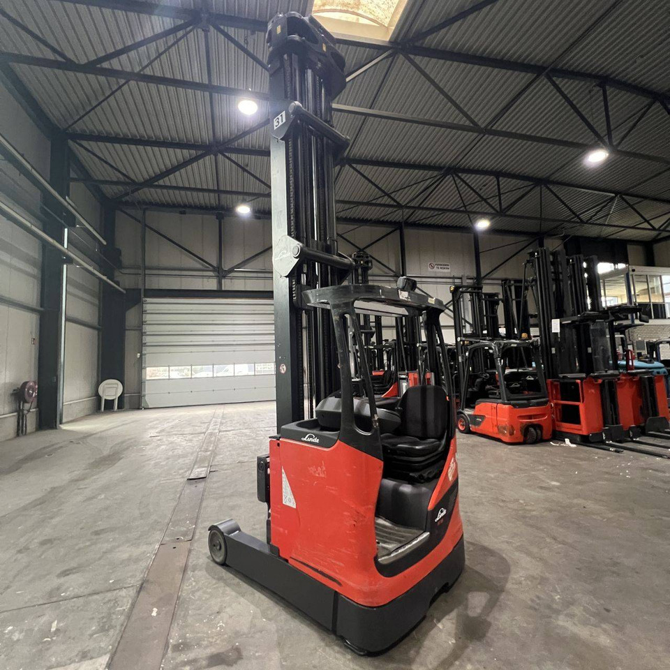 Linde R16HD (1120) - Schubmaststapler: das Bild 2 Linde R16HD (1120) - Schubmaststapler: das Bild 2