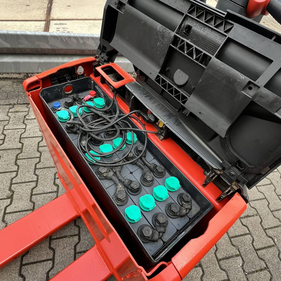 Linde T16 (1152) - Niederhubwagen: das Bild 5 Linde T16 (1152) - Niederhubwagen: das Bild 5