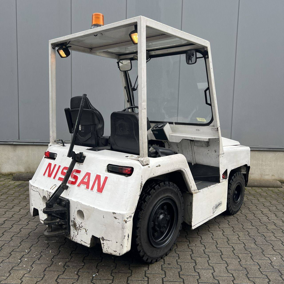 Nissan FV02A25U - Schleppfahrzeug: das Bild 2 Nissan FV02A25U - Schleppfahrzeug: das Bild 2