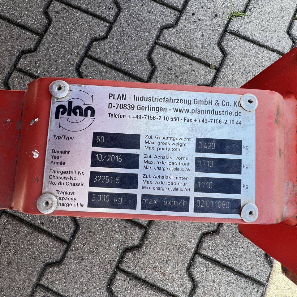 Plan Type 60-3.000 - Rolltrailer: das Bild 2 Plan Type 60-3.000 - Rolltrailer: das Bild 2