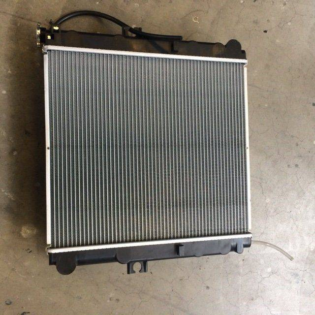 Radiator for Caterpillar - Kühler für Flurförderzeug: das Bild 1 Radiator for Caterpillar - Kühler für Flurförderzeug: das Bild 1