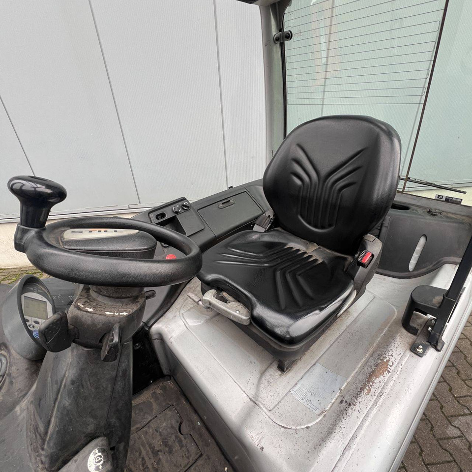 Still RX60-45 - Elektrostapler: das Bild 5 Still RX60-45 - Elektrostapler: das Bild 5