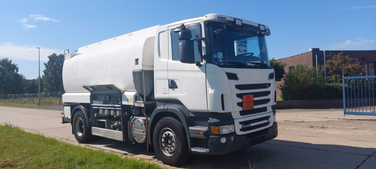 Tankwagen SCANIA: das Bild 7