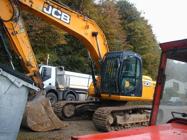 JCB JS220LCT4 - Kettenbagger: das Bild 3 JCB JS220LCT4 - Kettenbagger: das Bild 3