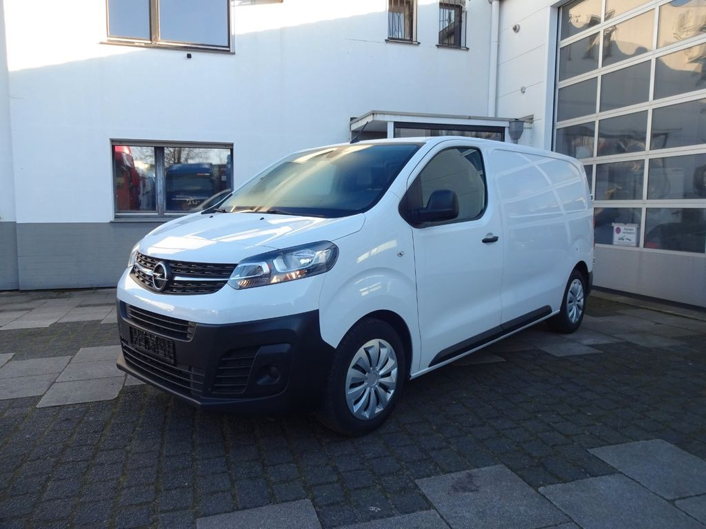 Opel 50 x Vivaro Kasten L1H1, Klima, PDC, - Kleintransporter: das Bild 1 Opel 50 x Vivaro Kasten L1H1, Klima, PDC, - Kleintransporter: das Bild 1