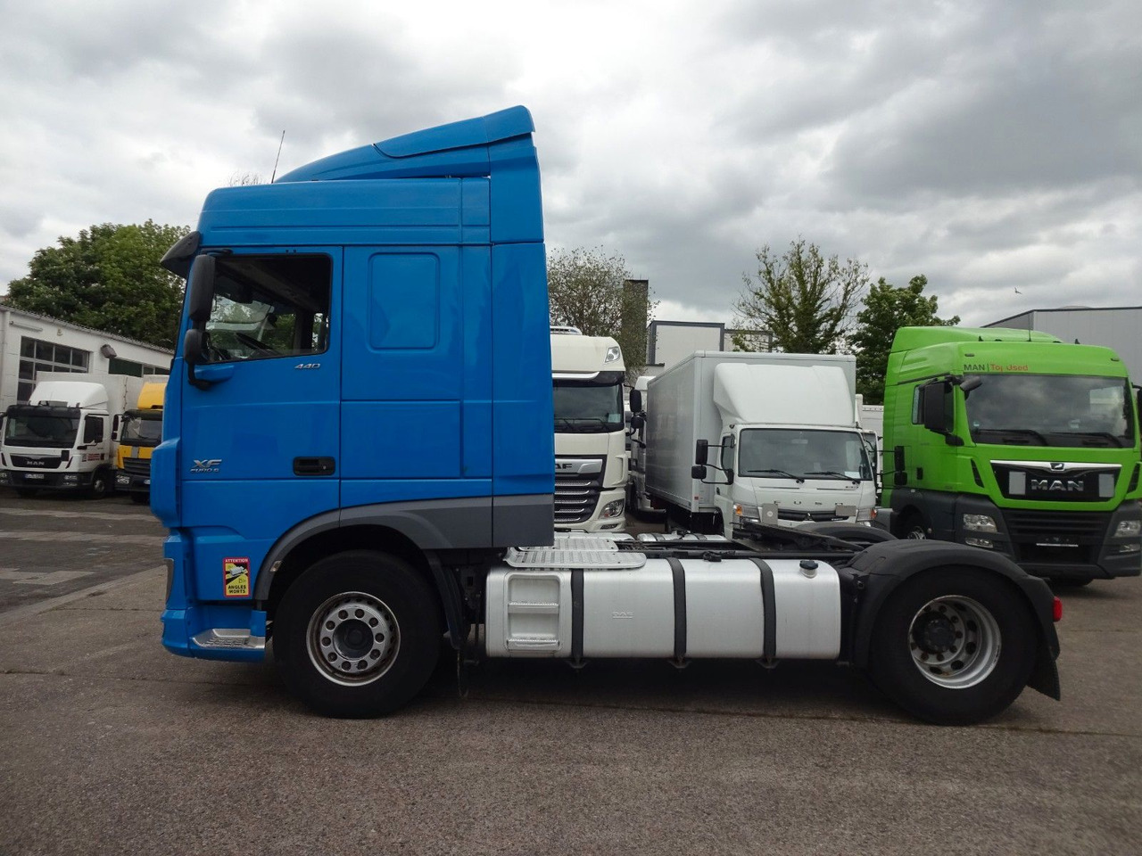 DAF XF 440, SC, Klima, 2 x Tank, Intarder, Standklim - Sattelzugmaschine: das Bild 4 DAF XF 440, SC, Klima, 2 x Tank, Intarder, Standklim - Sattelzugmaschine: das Bild 4