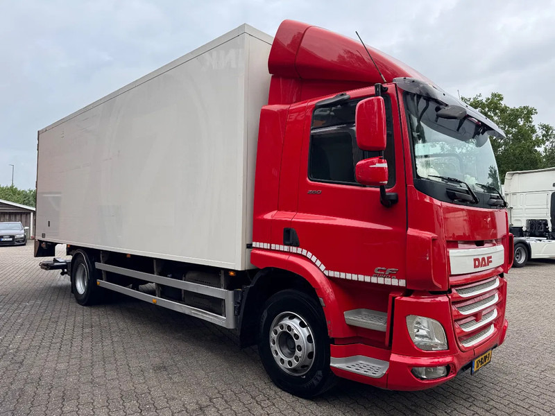 DAF CF 260 4X2 7.6 Frigoblock FK12 -25 Trennwand 2T LBW, HEIWO, Top condition - Isotherm LKW: das Bild 2 DAF CF 260 4X2 7.6 Frigoblock FK12 -25 Trennwand 2T LBW, HEIWO, Top condition - Isotherm LKW: das Bild 2