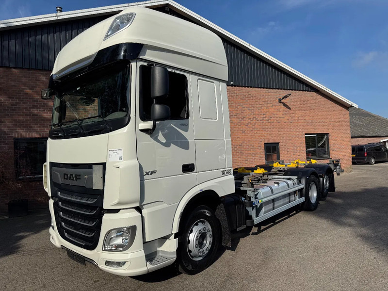 DAF XF 480 6X2 SSC FAR BDF Retarder 2x AHK 7.82 Multiwechseler - Containerwagen/ Wechselfahrgestell LKW: das Bild 1 DAF XF 480 6X2 SSC FAR BDF Retarder 2x AHK 7.82 Multiwechseler - Containerwagen/ Wechselfahrgestell LKW: das Bild 1