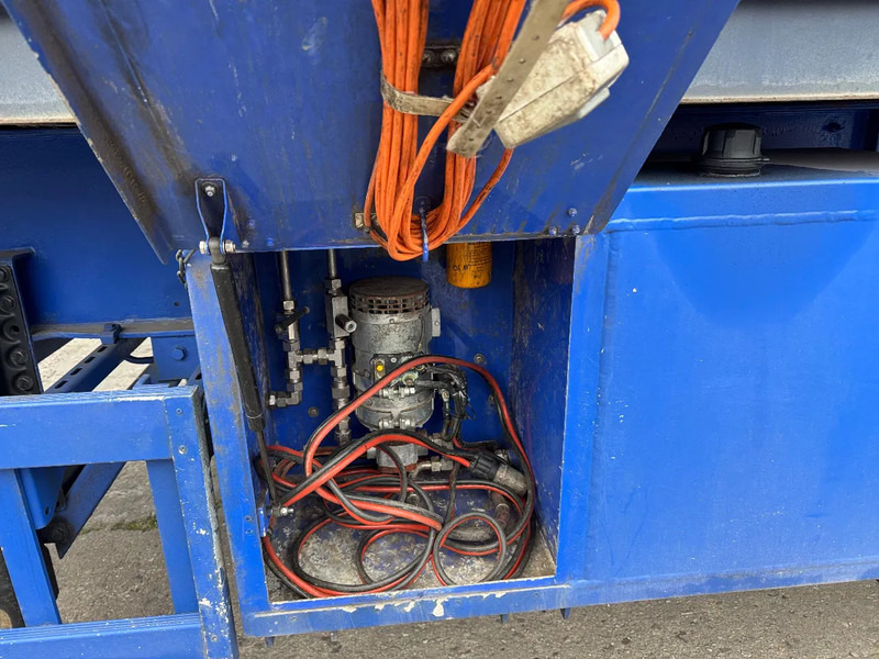 Hendricks 20ft container Kippchassis 24V hydraulic Self support! - Container/ Wechselfahrgestell Auflieger: das Bild 3 Hendricks 20ft container Kippchassis 24V hydraulic Self support! - Container/ Wechselfahrgestell Auflieger: das Bild 3