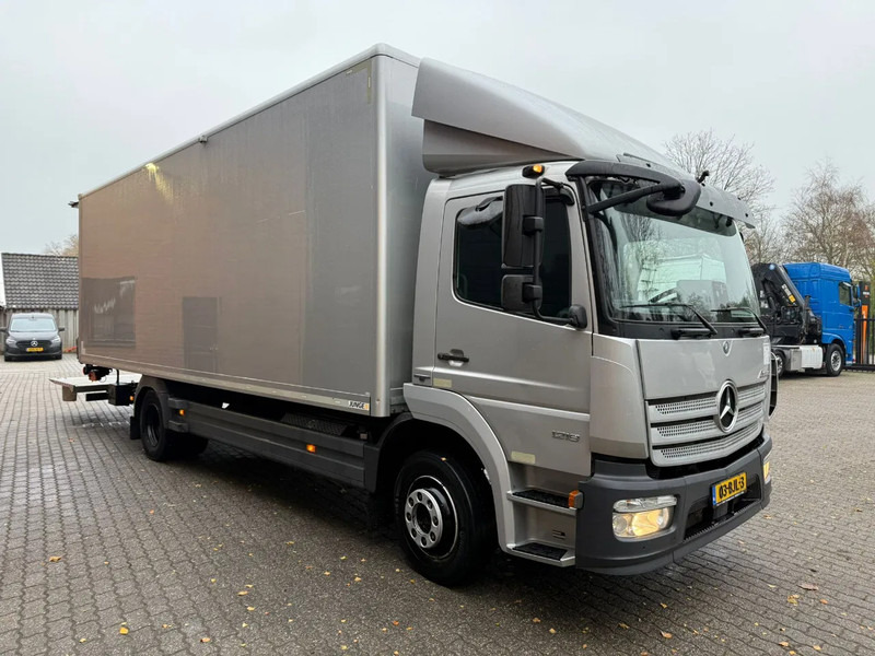 Mercedes-Benz Atego 1218 7.3M Koffer 1500KG LBW 323.826KM! NL Truck APK/TUV 26-04-2026 - Koffer LKW: das Bild 4 Mercedes-Benz Atego 1218 7.3M Koffer 1500KG LBW 323.826KM! NL Truck APK/TUV 26-04-2026 - Koffer LKW: das Bild 4