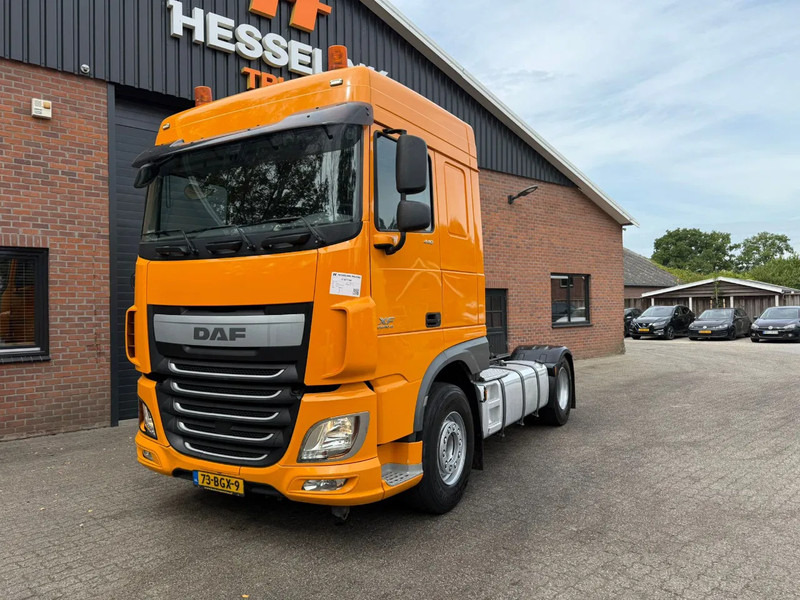 DAF XF 440 Space Cab 612.911KM 9T Vooras! Hydraulic NL Truck APK/TUV 01-2026 - Sattelzugmaschine: das Bild 1 DAF XF 440 Space Cab 612.911KM 9T Vooras! Hydraulic NL Truck APK/TUV 01-2026 - Sattelzugmaschine: das Bild 1