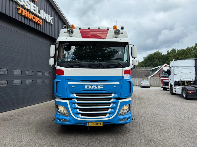 Sattelzugmaschine DAF XF 440 XF 440 FT Space Cab Special Interior NL Truck: das Bild 10