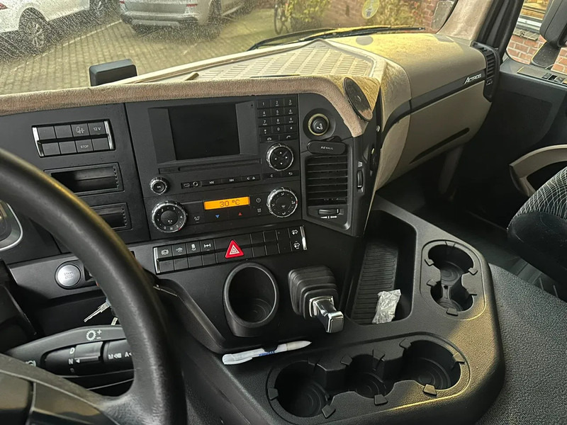 Mercedes-Benz Actros 1840 4X2 679.306KM NL Truck - Sattelzugmaschine: das Bild 5 Mercedes-Benz Actros 1840 4X2 679.306KM NL Truck - Sattelzugmaschine: das Bild 5