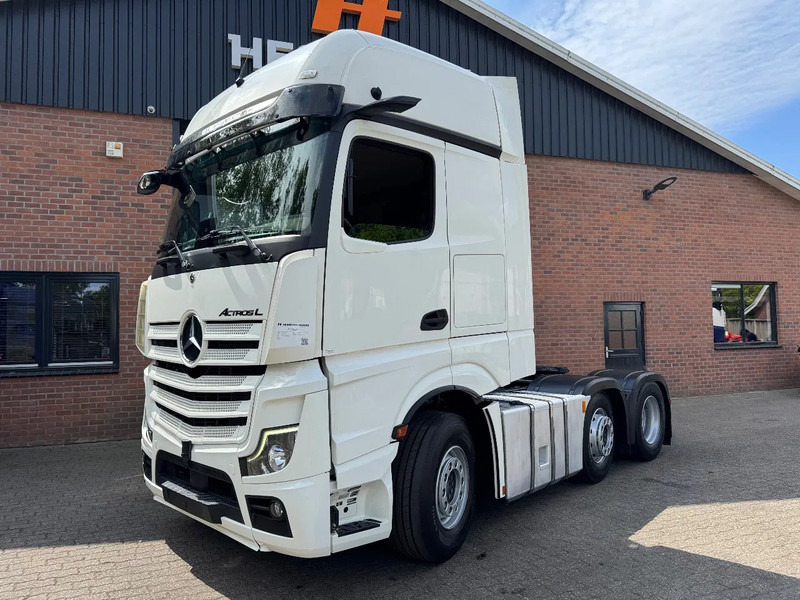 Mercedes-Benz Actros 2545 6X2 Gigaspace Gestuurde voorloopas NL Truck 327.240KM - Sattelzugmaschine: das Bild 1 Mercedes-Benz Actros 2545 6X2 Gigaspace Gestuurde voorloopas NL Truck 327.240KM - Sattelzugmaschine: das Bild 1