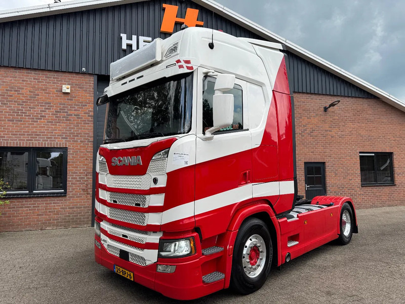 Scania S450 4X2 2X tank Full Air Alcoa Standairco NL Truck APK 03-2026 - Sattelzugmaschine: das Bild 1 Scania S450 4X2 2X tank Full Air Alcoa Standairco NL Truck APK 03-2026 - Sattelzugmaschine: das Bild 1