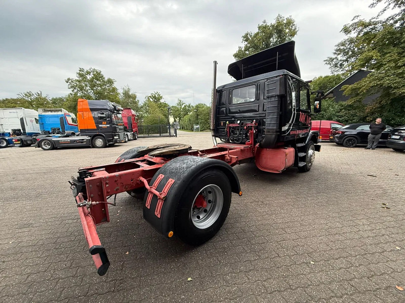Scania T93M 220 Torpedo 3 zitplekken, Vangmuil, ex rijschool - Sattelzugmaschine: das Bild 3 Scania T93M 220 Torpedo 3 zitplekken, Vangmuil, ex rijschool - Sattelzugmaschine: das Bild 3