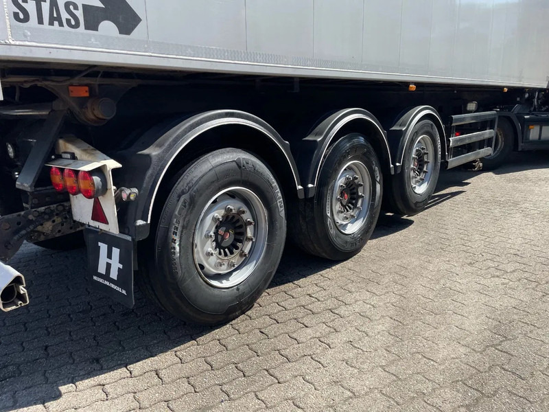 Stas S300CX 60m3 Liftas Naloop stuuras - Kipper Auflieger: das Bild 4 Stas S300CX 60m3 Liftas Naloop stuuras - Kipper Auflieger: das Bild 4