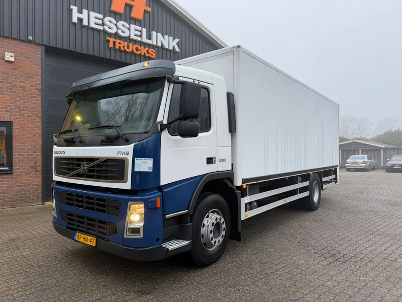 Volvo FM 9.260 2000KG LBW Airco 596.659KM NL Truck APK/TUV 22-04-2026 - Koffer LKW: das Bild 1 Volvo FM 9.260 2000KG LBW Airco 596.659KM NL Truck APK/TUV 22-04-2026 - Koffer LKW: das Bild 1
