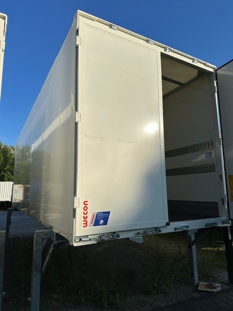 BDF-System, 7.450 mm lang, Durchladesystem mit Überfahrblech, Portal Doppelflügeltür, - Kofferaufbau: das Bild 3 BDF-System, 7.450 mm lang, Durchladesystem mit Überfahrblech, Portal Doppelflügeltür, - Kofferaufbau: das Bild 3