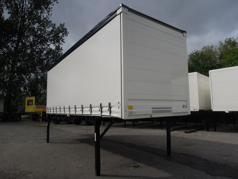 Krone BDF-System, 7.450 mm lang, ** AIRPIPE möglich - kein Wassersack oder Eis auf dem Dach! - Planenaufbau: das Bild 1 Krone BDF-System, 7.450 mm lang, ** AIRPIPE möglich - kein Wassersack oder Eis auf dem Dach! - Planenaufbau: das Bild 1