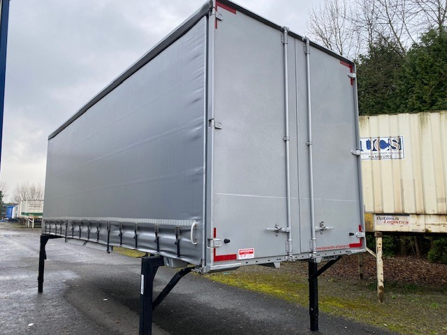 Krone BDF-System 7.450 mm lang, LACK NEU in weißaluminium - Kofferaufbau: das Bild 3 Krone BDF-System 7.450 mm lang, LACK NEU in weißaluminium - Kofferaufbau: das Bild 3