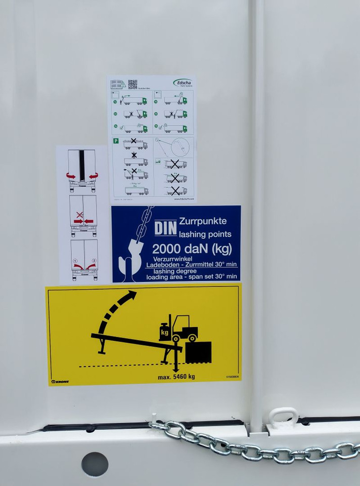 Planenaufbau Krone BDF-System, 7.820 mm lang.: das Bild 9