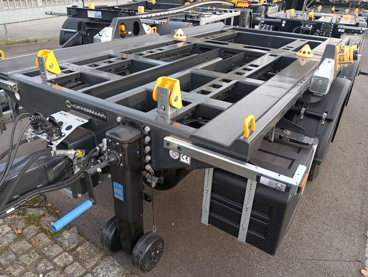 Hüffermann 2-A-MINI-CARRIER SAFETYFIX VERZINKT NEU TOP-PREI - Abrollanhänger/ Absetzanhänger: das Bild 5 Hüffermann 2-A-MINI-CARRIER SAFETYFIX VERZINKT NEU TOP-PREI - Abrollanhänger/ Absetzanhänger: das Bild 5