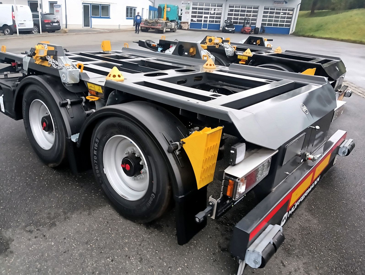 Hüffermann 2-A-MINI-CARRIER SAFETYFIX VERZINKT NEU TOP-PREI - Abrollanhänger/ Absetzanhänger: das Bild 2 Hüffermann 2-A-MINI-CARRIER SAFETYFIX VERZINKT NEU TOP-PREI - Abrollanhänger/ Absetzanhänger: das Bild 2