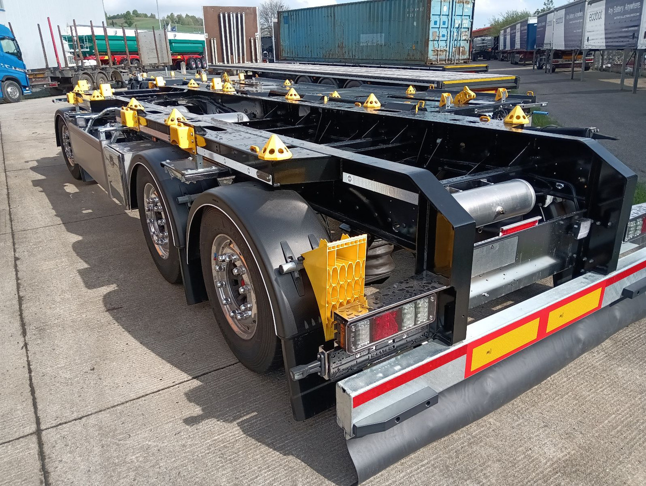 Hüffermann 3-A VARIO-CARRIER SAF NEU VERZINKT LiftAlufelgen - Abrollanhänger/ Absetzanhänger: das Bild 4 Hüffermann 3-A VARIO-CARRIER SAF NEU VERZINKT LiftAlufelgen - Abrollanhänger/ Absetzanhänger: das Bild 4
