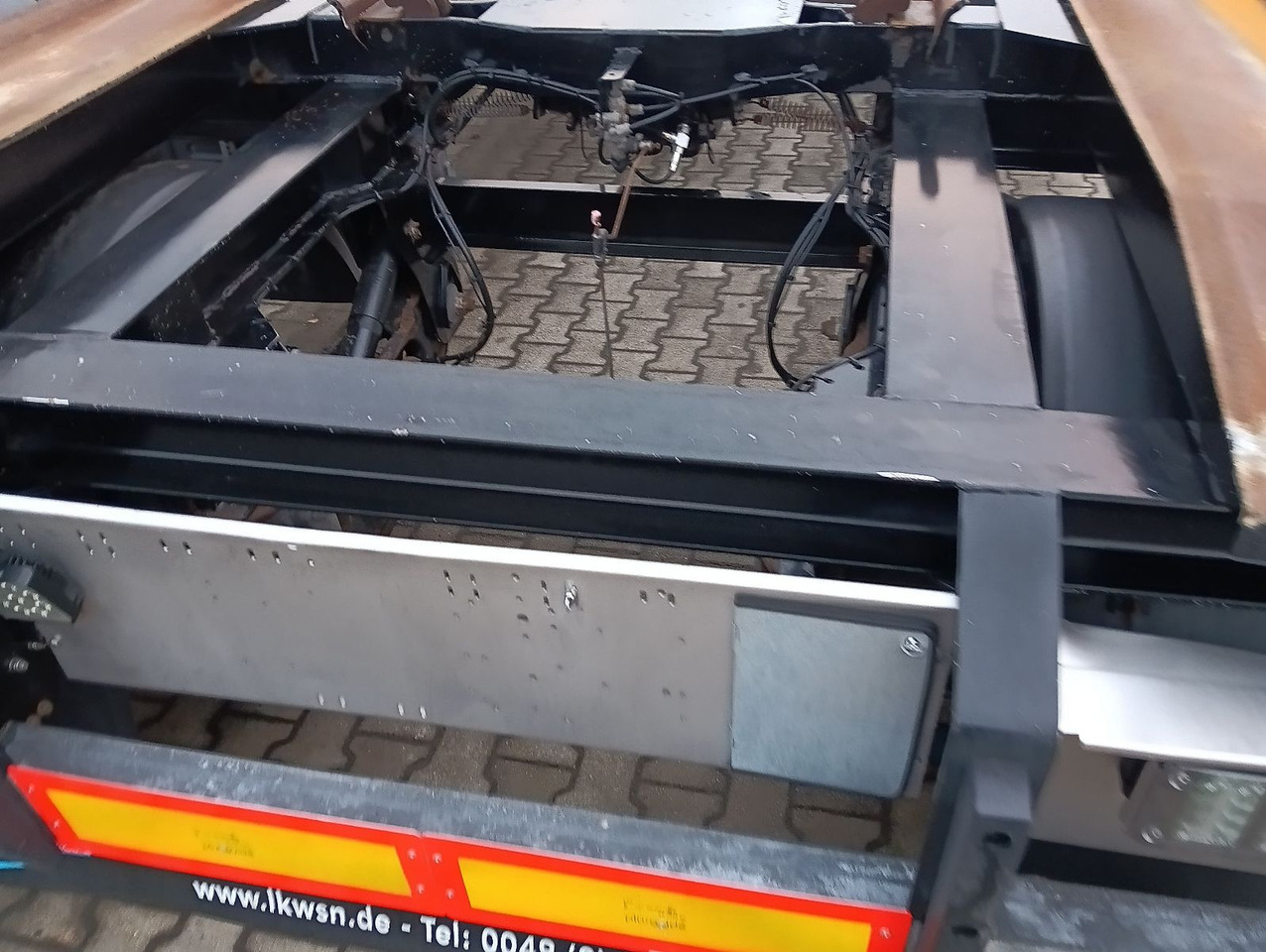 Abrollanhänger/ Absetzanhänger Hüffermann HAR1870 SAF lichtbogenverzinkt4xReifen,BremseNEU: das Bild 17 Abrollanhänger/ Absetzanhänger Hüffermann HAR1870 SAF lichtbogenverzinkt4xReifen,BremseNEU: das Bild 17