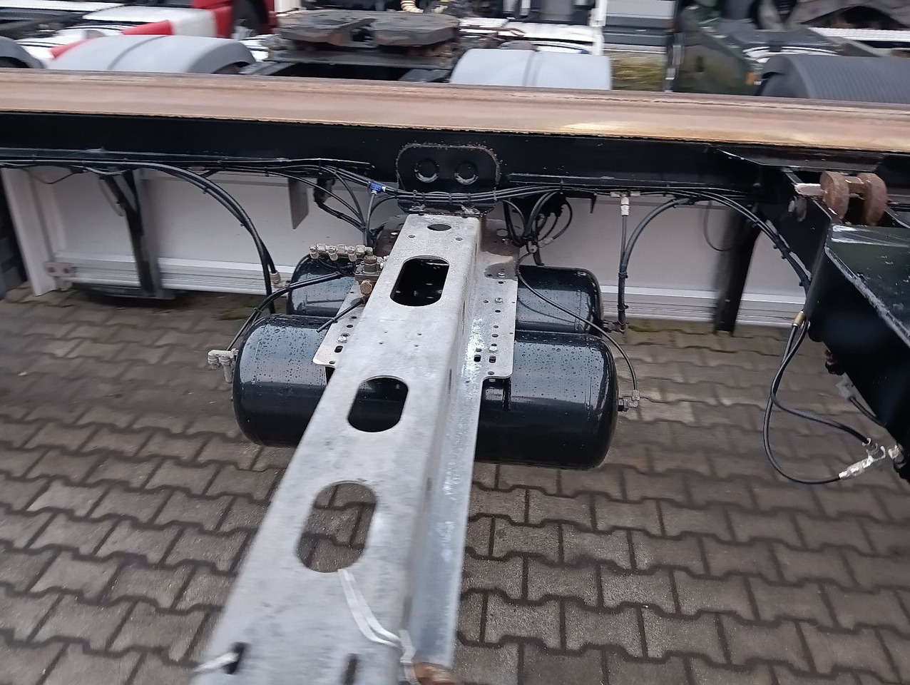 Abrollanhänger/ Absetzanhänger Hüffermann HAR1870 SAF lichtbogenverzinkt4xReifen,BremseNEU: das Bild 7 Abrollanhänger/ Absetzanhänger Hüffermann HAR1870 SAF lichtbogenverzinkt4xReifen,BremseNEU: das Bild 7