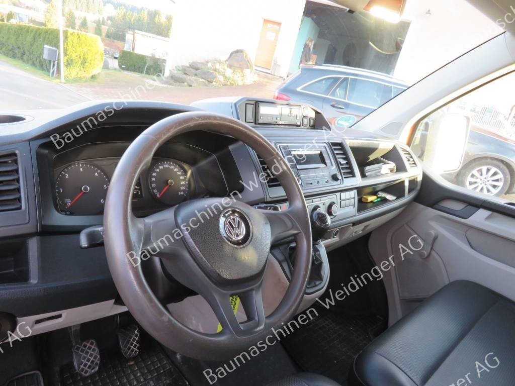 Pritsche Transporter, Transporter mit Doppelkabine VW Doka T6: das Bild 7 Pritsche Transporter, Transporter mit Doppelkabine VW Doka T6: das Bild 7