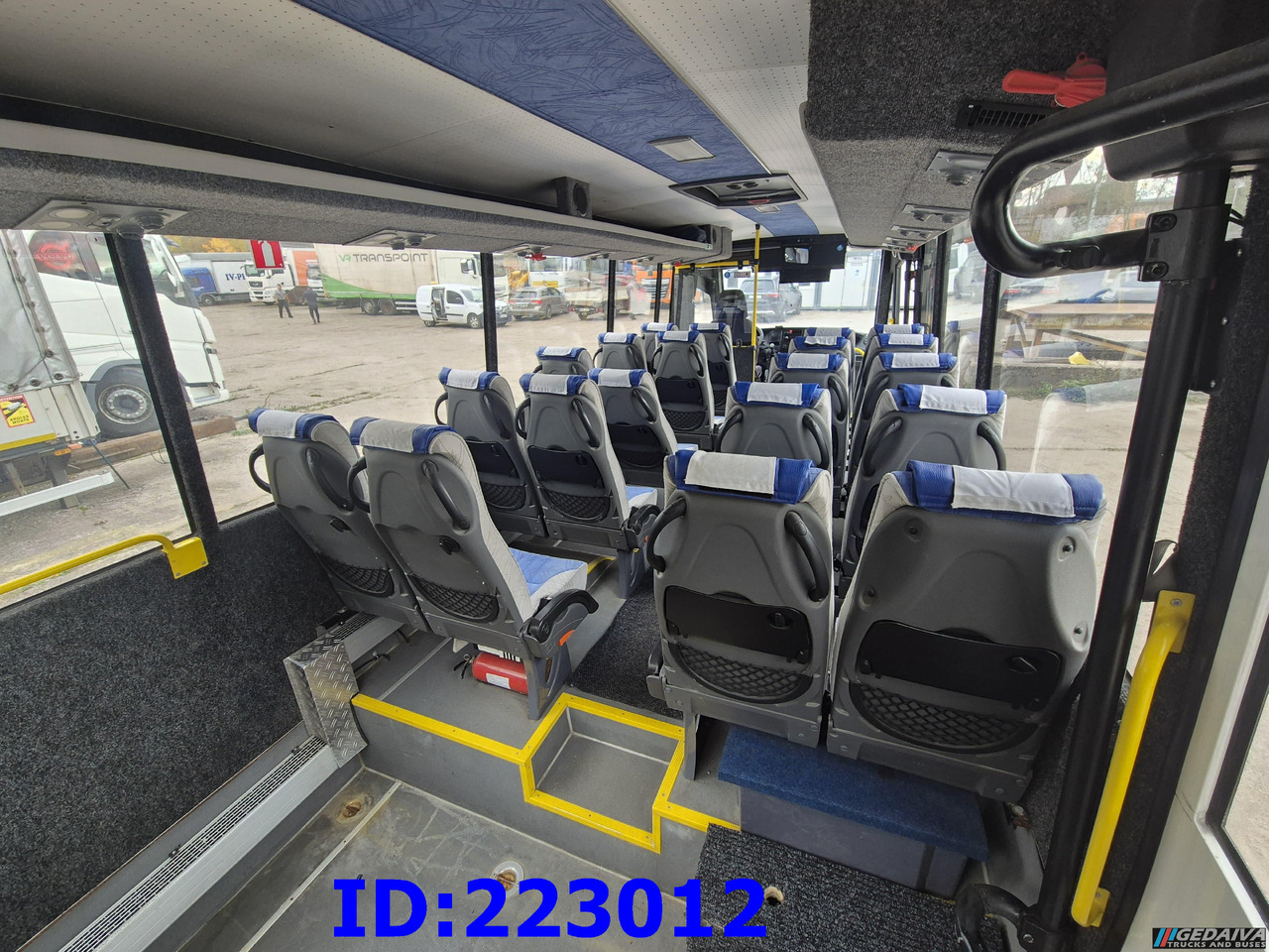 Reisebus IVECO Daily 50C18 - 23-seater: das Bild 20