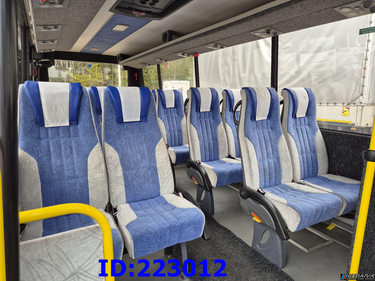 Reisebus IVECO Daily 50C18 - 23-seater: das Bild 9