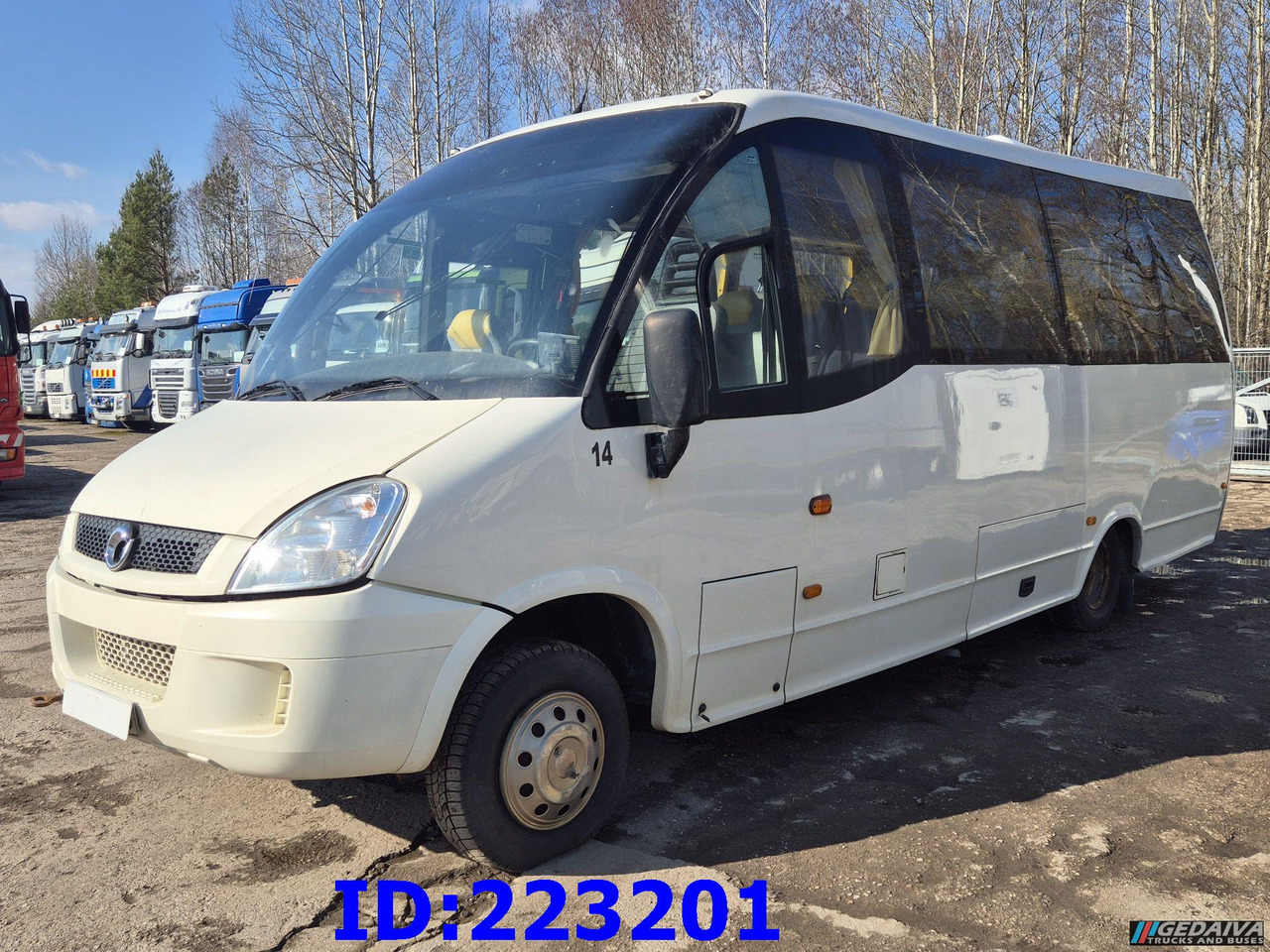 IVECO Wing 25-seater (Engine problem) - Reisebus: das Bild 1 IVECO Wing 25-seater (Engine problem) - Reisebus: das Bild 1