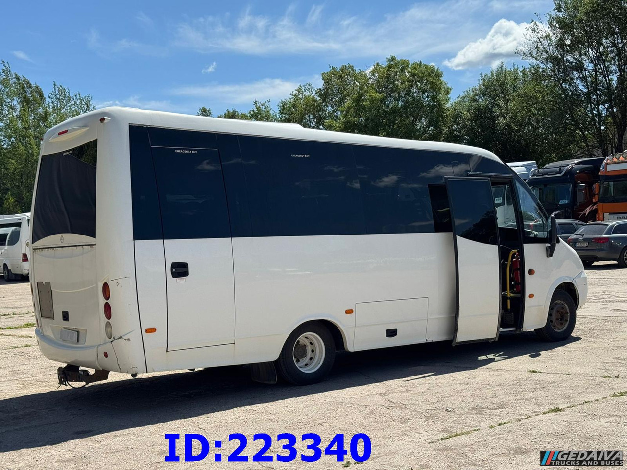 IVECO Wing Euro5 25 places - Reisebus: das Bild 3 IVECO Wing Euro5 25 places - Reisebus: das Bild 3