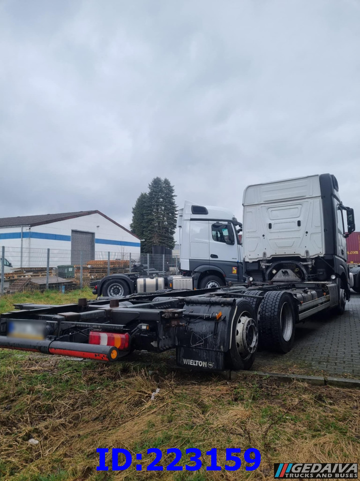MERCEDES-BENZ Actros 2542 BDF 6x2 Euro6 - Fahrgestell LKW: das Bild 5 MERCEDES-BENZ Actros 2542 BDF 6x2 Euro6 - Fahrgestell LKW: das Bild 5