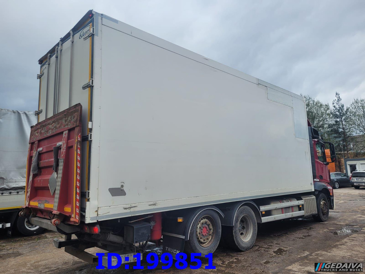 MERCEDES-BENZ Actros 2551 6x2 Euro5 - Koffer LKW: das Bild 5 MERCEDES-BENZ Actros 2551 6x2 Euro5 - Koffer LKW: das Bild 5